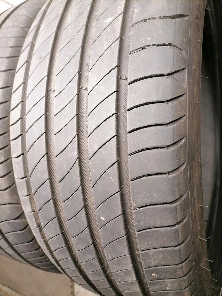 5,5 mm / 2021 / MICHELIN Primacy - 2x 225/40 R18 92Y Sommerreifen in Böblingen