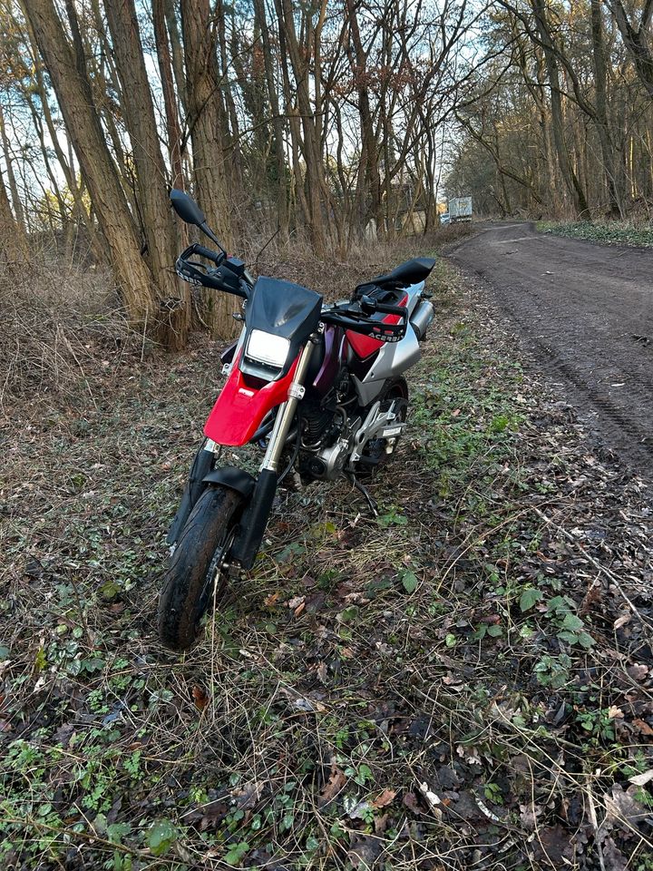 Honda FMX 650 in Burg