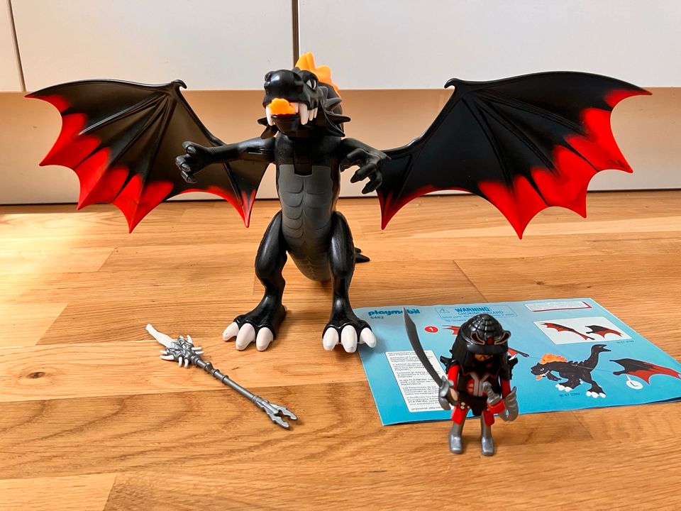 Playmobil Riesen-Kampfdrache mit Feuer-LEDs 5482 in Berlin