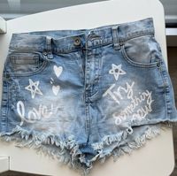 Jeansshorts in gutem Zustand Hessen - Gießen Vorschau