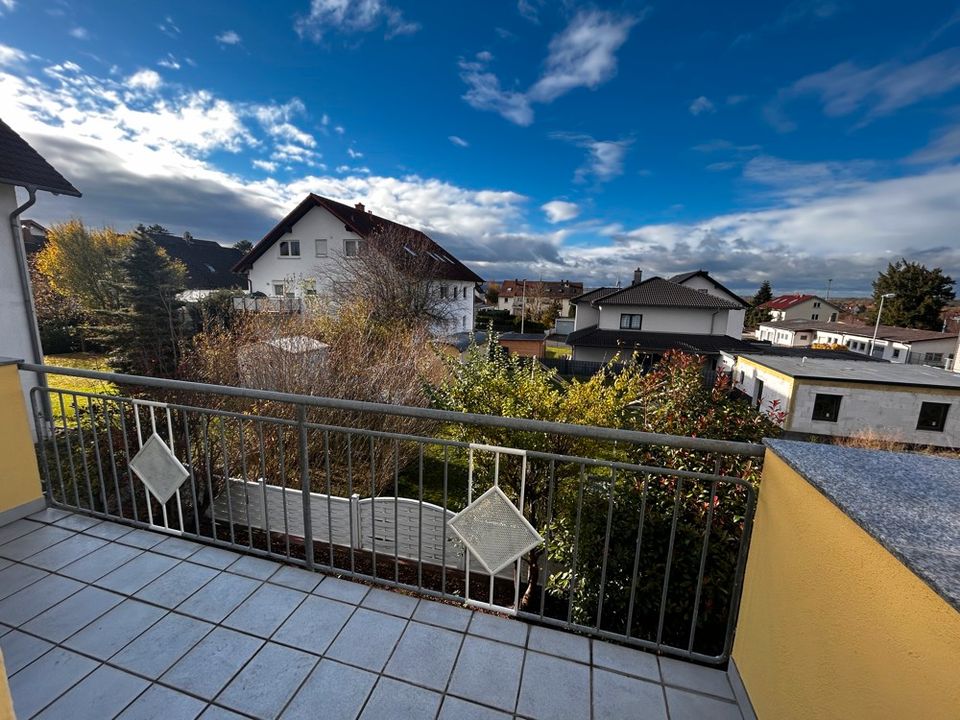 Familienglück ... Elegantes Einfamilienhaus mit Carport! in Sulzbach a. Main