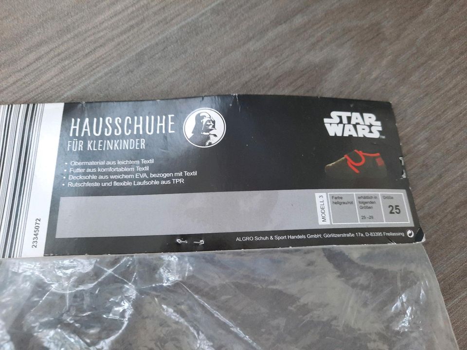 Hausschuhe Star wars Gr 25 NEU OVP in Schwandorf