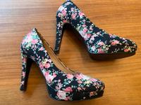 High Heels Hessen - Kelkheim Vorschau