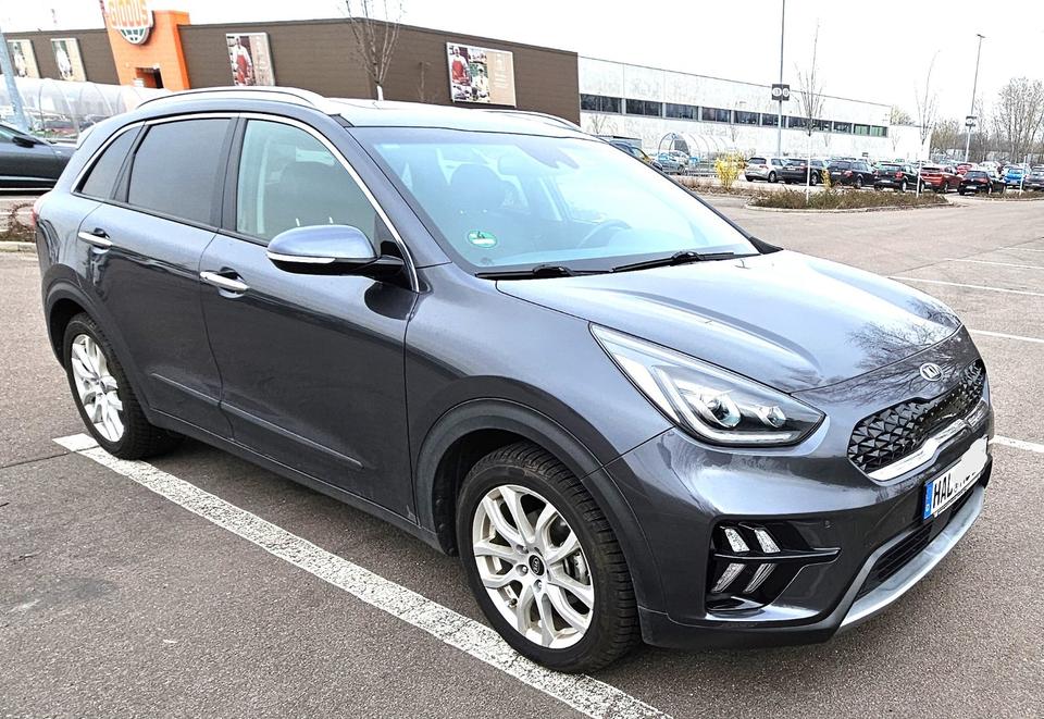 Kia Niro Spirit*1,6 GDI*Navi*Leder*Bj 12.2021*Automatik - in Halle