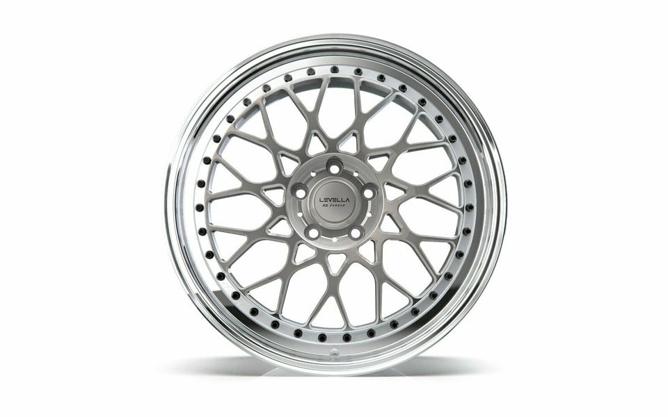 Levella RZ5 Forged Monoblock Schmiederadsatz 7x17 4x100 Seat in Heilbronn