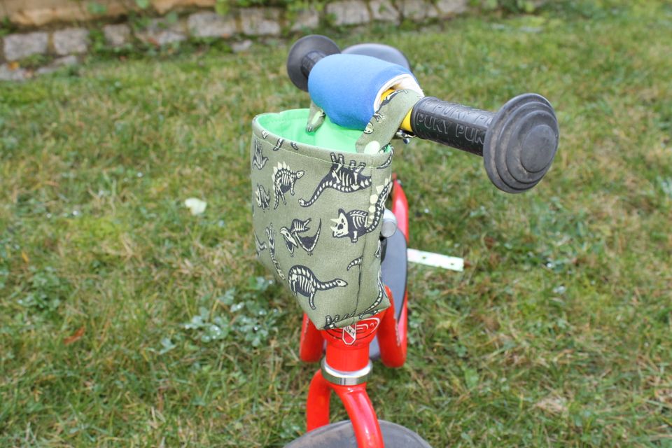 Lenkertasche für Laufrad / Kinderrad / Roller "Dino grün" in Berlin