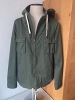 Khaki grüne Only Übergangsjacke Jacke Windbreaker Parka Gr M 38 Bayern - Attenkirchen Vorschau