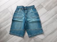 Jeans Bermuda kurze Hose kurze Jeans Gr. 176 Neuwertig Niedersachsen - Harsefeld Vorschau