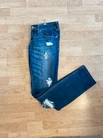 Hollister Damen Jeans Größe XS Used Look Düsseldorf - Bilk Vorschau