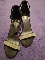 GRACELAND Absatzsandalette - Gr. 36 - WIE NEU!! Thüringen - Gera Vorschau