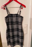 Süßes Mini Kleid mit Muster in schwarz / weiß Bayern - Frensdorf Vorschau