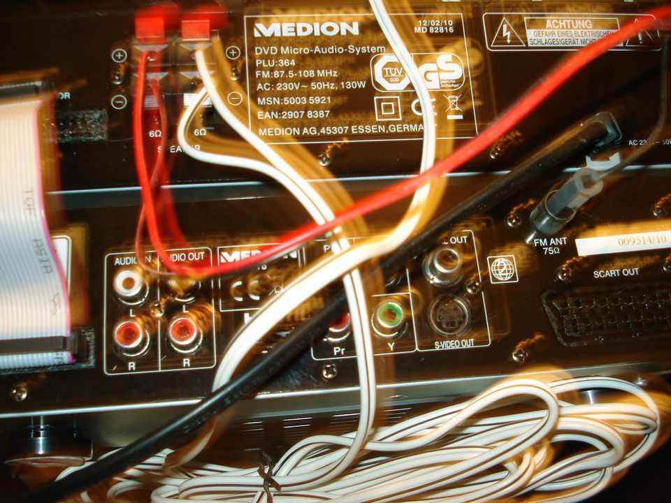 Medion DVD Micro Audio System mit Lautsprecher in Tornesch