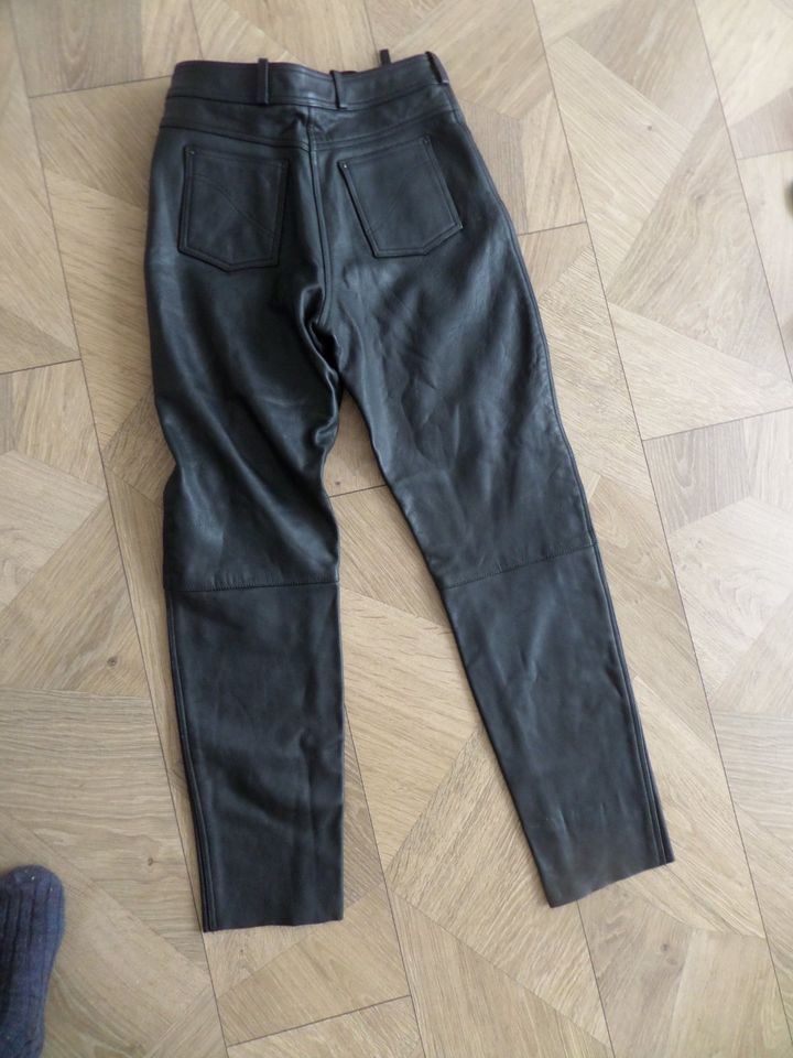 Louis.Lederhose.Hose.Outdoorhose.echtes Leder.Gr.46.Gr.S in Celle