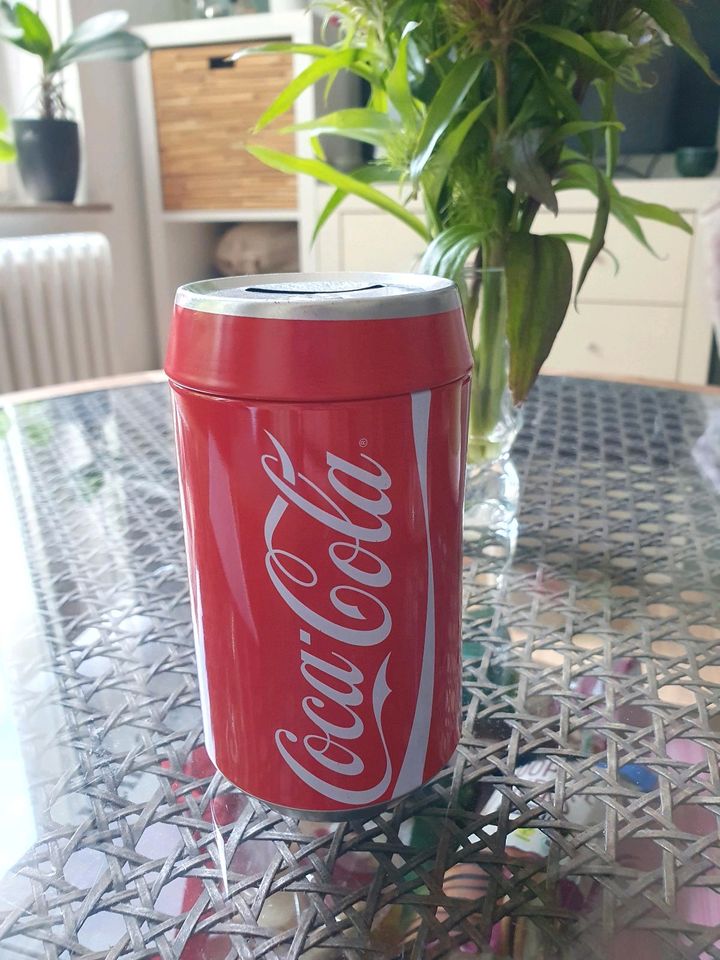 Spardose in Coca-Cola Dosenform in Mauritz