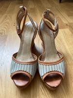 Pumps, Keilabsatz, Peeptoe, Diesel Gr.38 München - Bogenhausen Vorschau