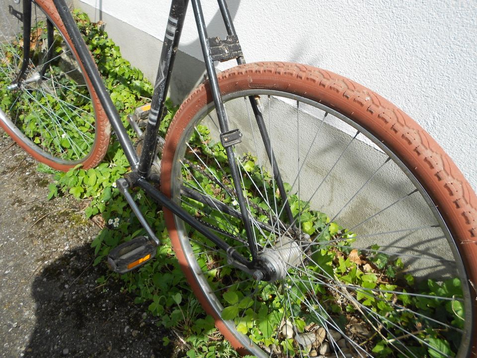 Vintage -Fahrrad in Freiburg im Breisgau