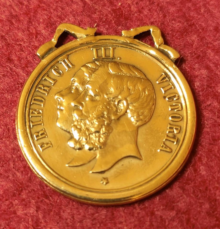 Medaille Friedrich III und Victoria zur Hochzeit. in Steuerwaldsmühle