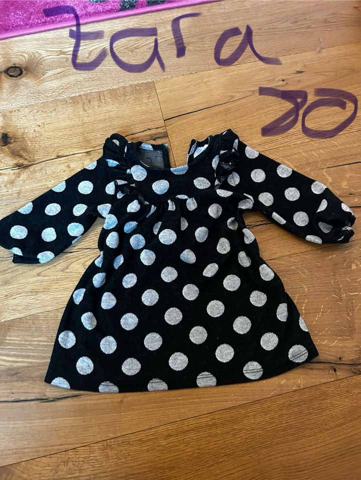 ‼️Zara Kleid Mädchen neu schwarz Gr. 80 Punkte in Reinbek