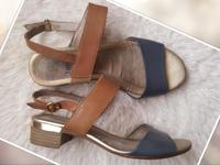 Jana Sandalette in 38, Blau Cognacbraun Gold, Leder Blockabsatz Pankow - Prenzlauer Berg Vorschau