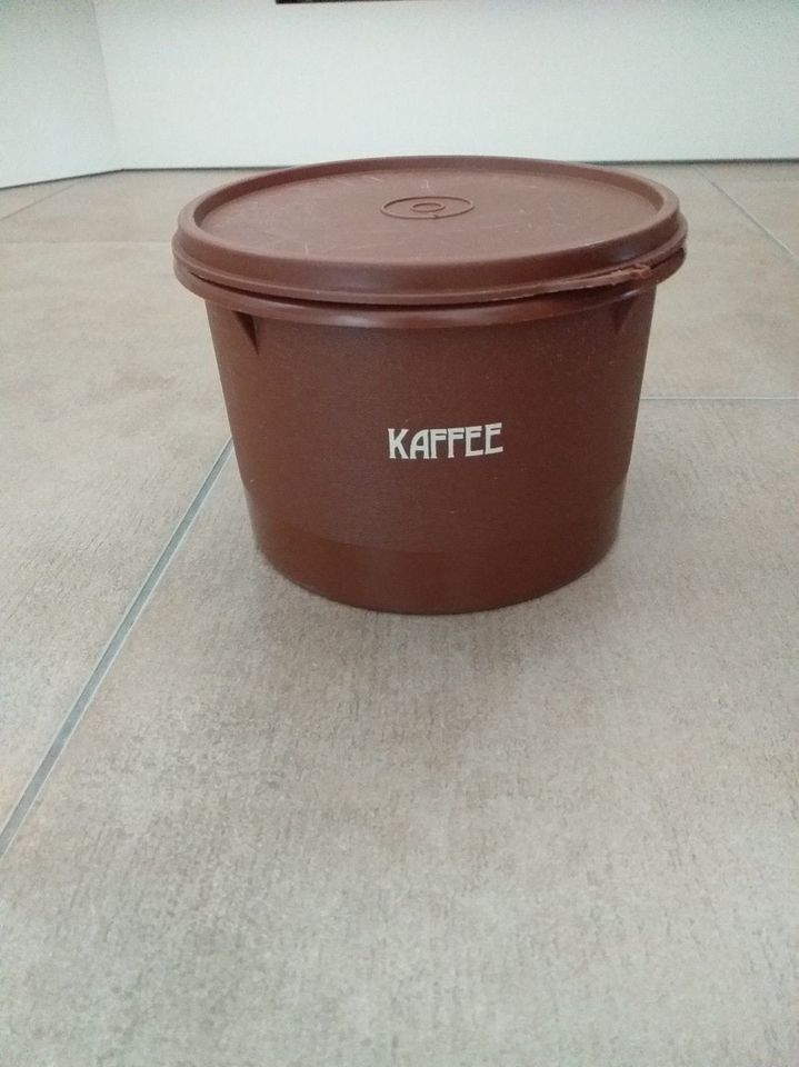 Tupperware Kaffeebehälter für 1 Pfund Kaffee in Holzkirchen