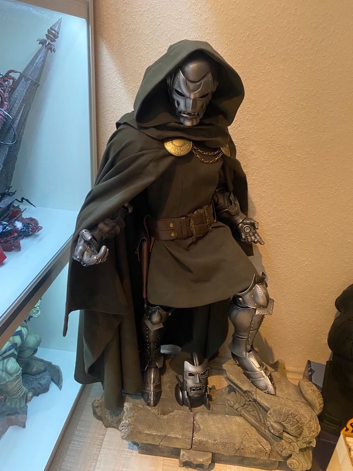 Dr. Doom legendary scale 1/2 statue sideshow marvel in Frankenthal (Pfalz)