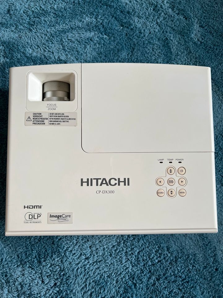Beamer Projektor Hitachi in Zeitz