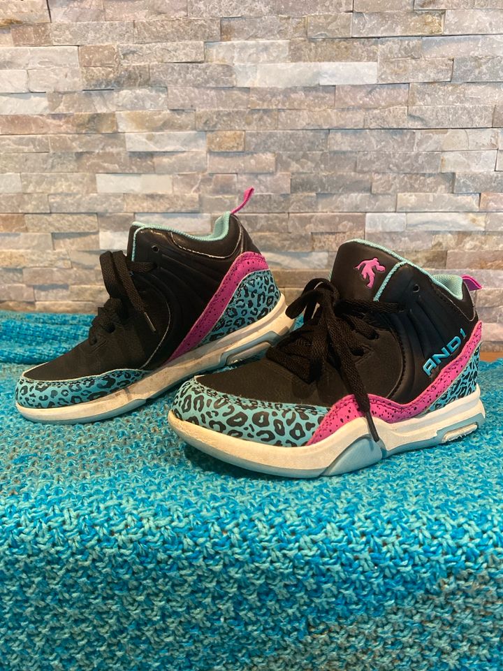 Sneaker High Gr. 32,5 And1 schwarz pink türkis Turnschuhe Basket in Münchsmünster