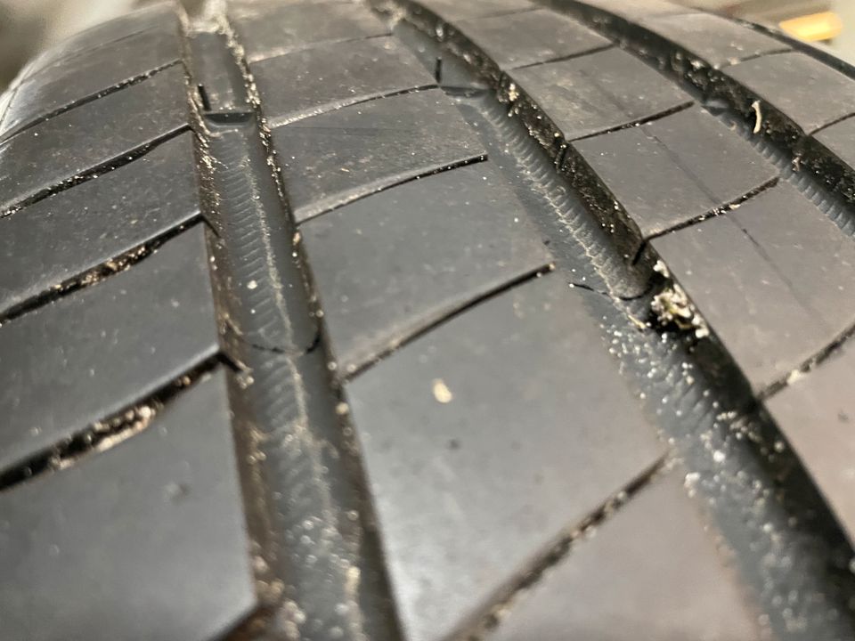 4x Reifen Michelin Primacy 195/55 R16 91T kaum genutzt in Hamburg