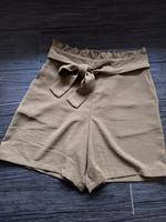 Shorts, kurze Hose, Senfgelb, Größe 34, Vila Nordrhein-Westfalen - Bocholt Vorschau