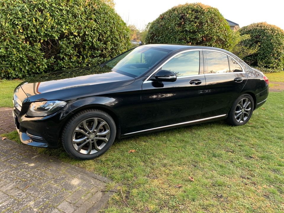 Mercedes Benz 220 C bluetec Limousine in Ottersberg