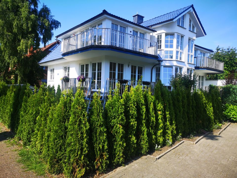 Großzügige, helle Beletage Wohnung mit Garten in Oldenburg