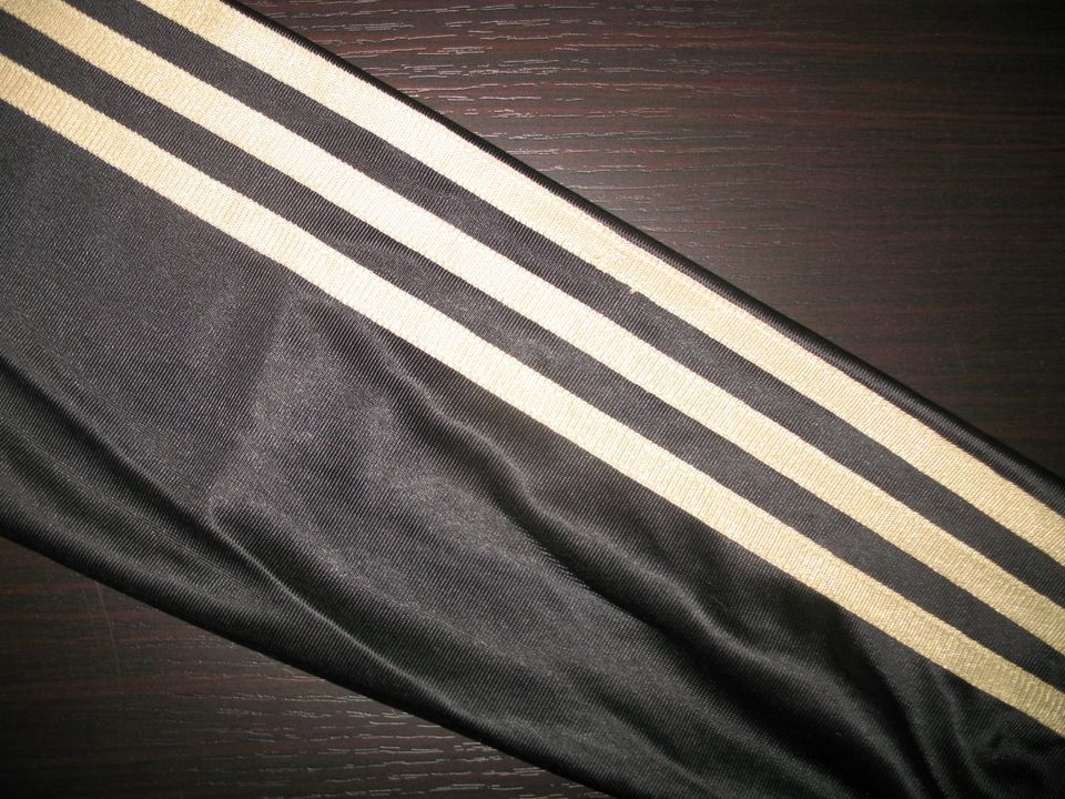 Original Adidas Superstar Jacke schwarz gold Gr S Trainingsjacke in Frankfurt am Main