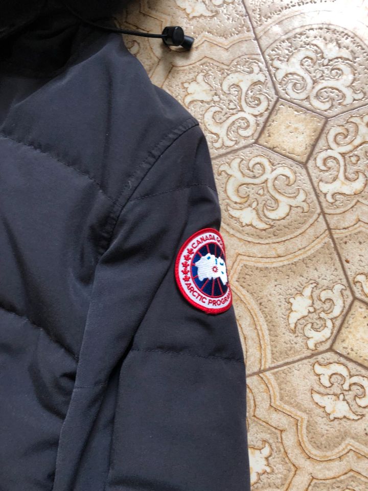 canada goose daunenjacke damen in Hamburg