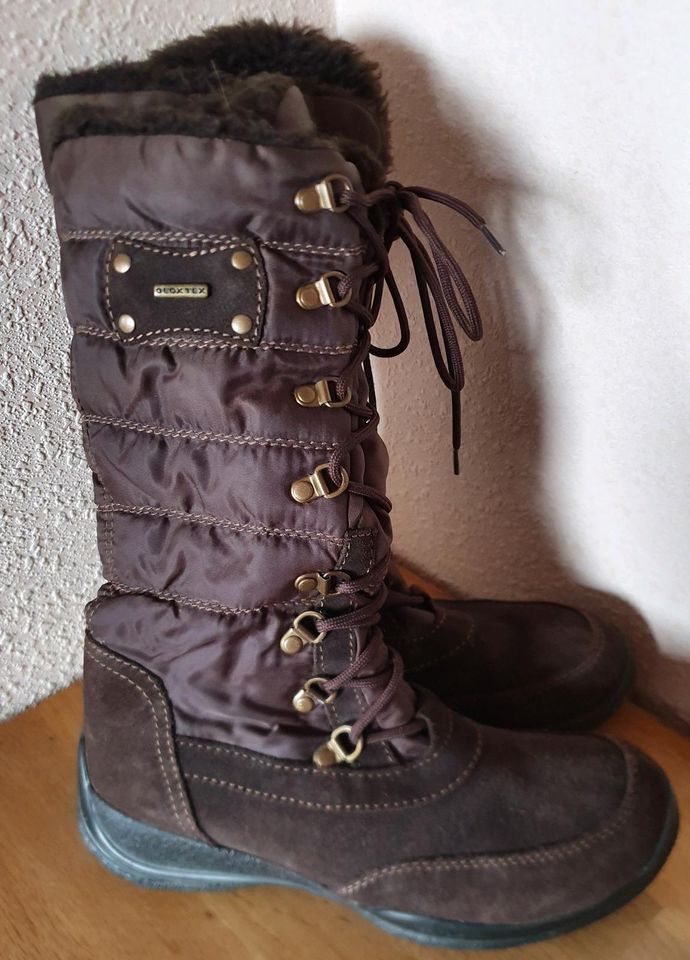 Schnäppchen...Geox Stiefel Gr. 37 in Wenden