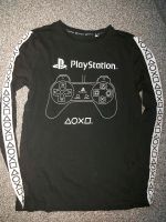 Neuwertiges Playstation Langarmshirt 146/152 Häfen - Bremerhaven Vorschau