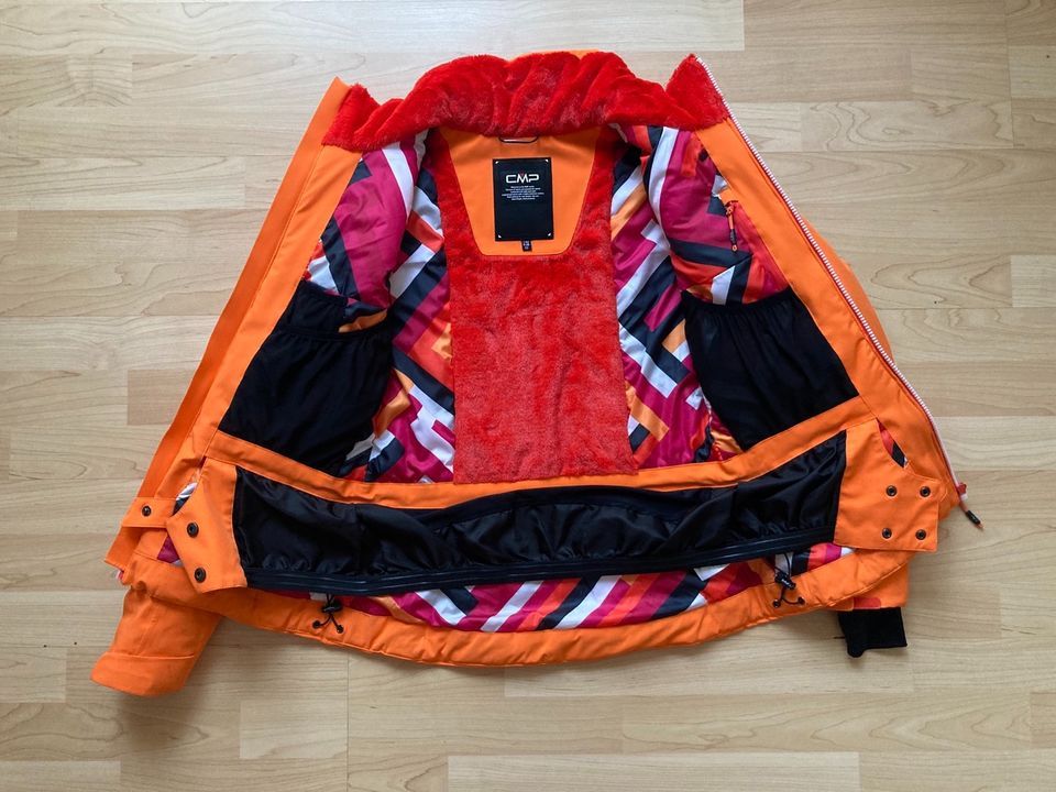 CMP Skijacke / Snowboardjacke, Größe 36, orange, neuwertig! in Bonn