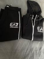 EMPORIO ARMANI Herren Jogginganzug große XL Berlin - Reinickendorf Vorschau
