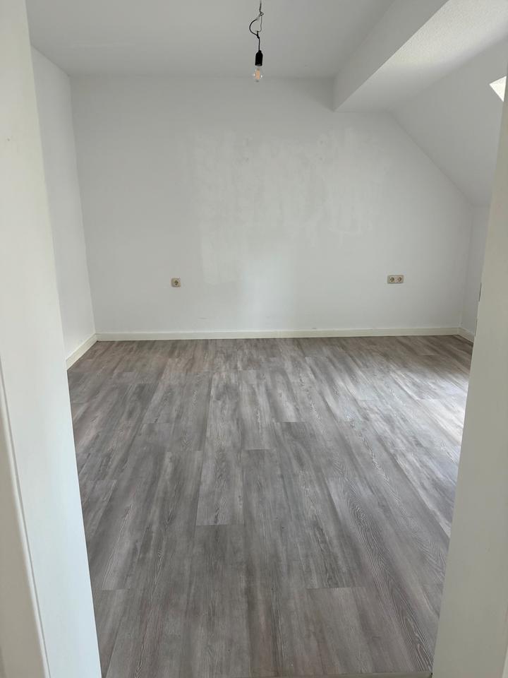 Verkaufe Charmante DGWohnung mit Garten in Herne, top Rendite in