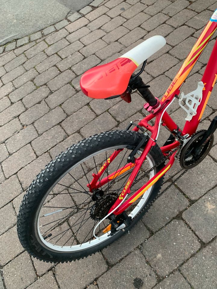 Cube 24 Zoll Kinderfahrrad in Wolfschlugen