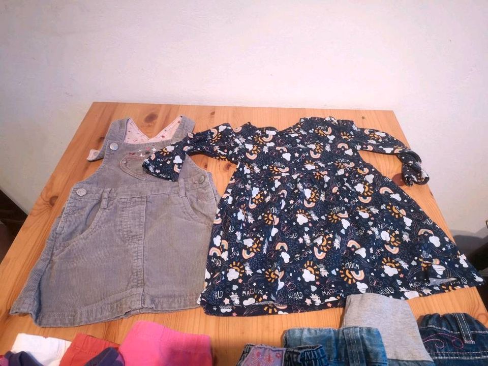 Set Größe 92, 10 Teile, Hose, Kleid, Pullover, Jeans in Bad Zwischenahn