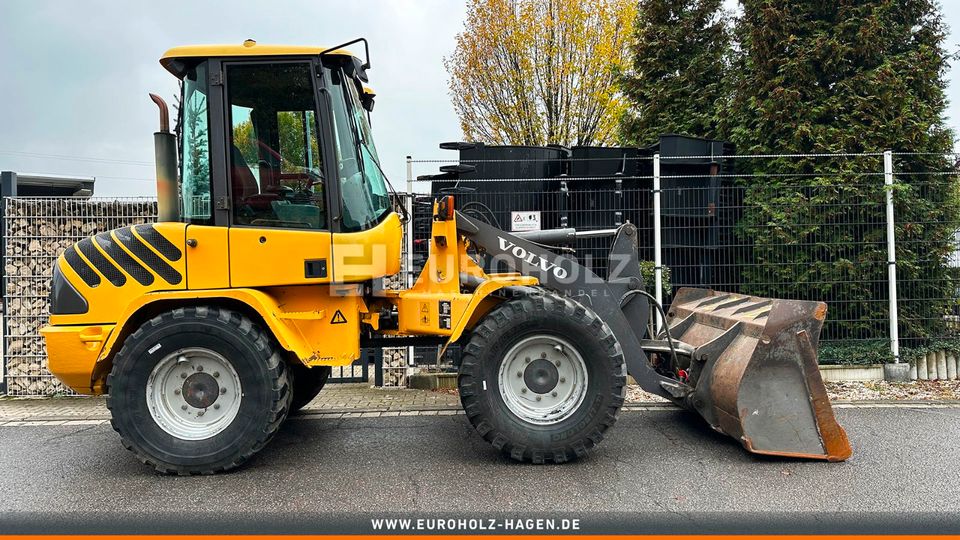 Radlader Volvo L 30 B, Schnellwechsler, Allrad, 3. Steuerkreis in Hagen