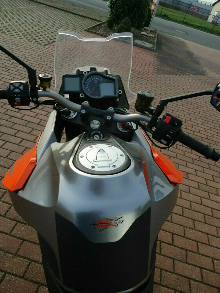 Motorrad zu mieten ab 50 Euro* in Nobitz