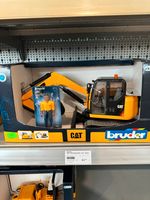 Bruder Modell "CAT Minibagger" mit Bauarbeiter inkl. Versand Bayern - Manching Vorschau