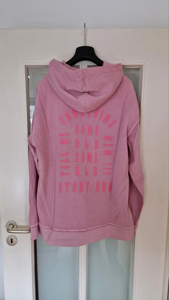 H&M - *Pink Washed* Typo Hoodie Divided YZY *M* Fit L in Düsseldorf
