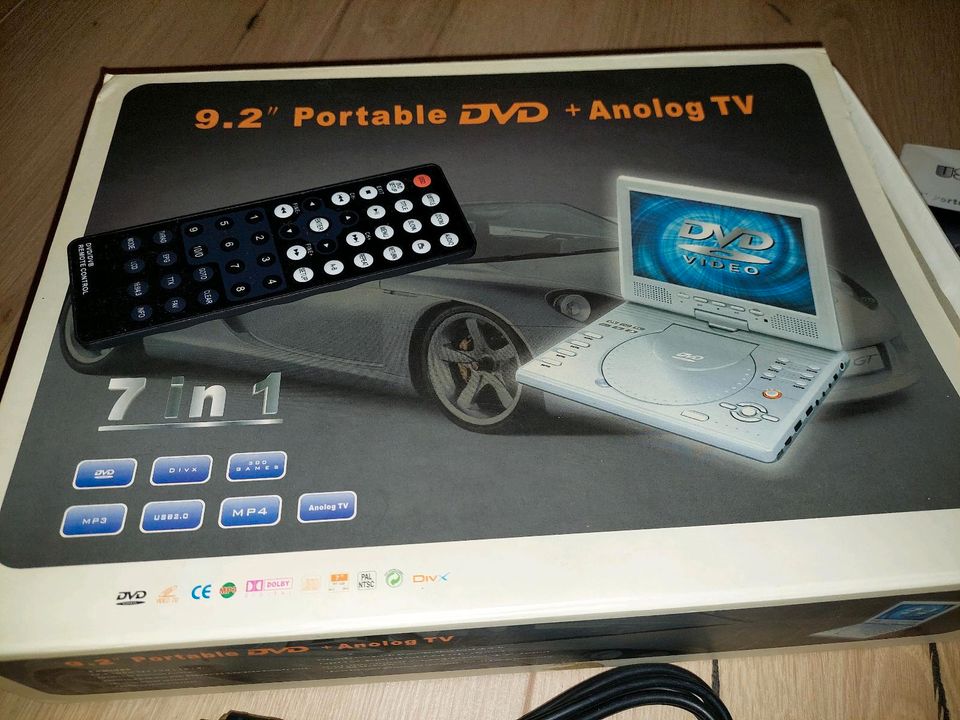 Portabler DVD Player + Analog TV, 9,2 Zoll, 7 in 1,  geht 1a in Roth