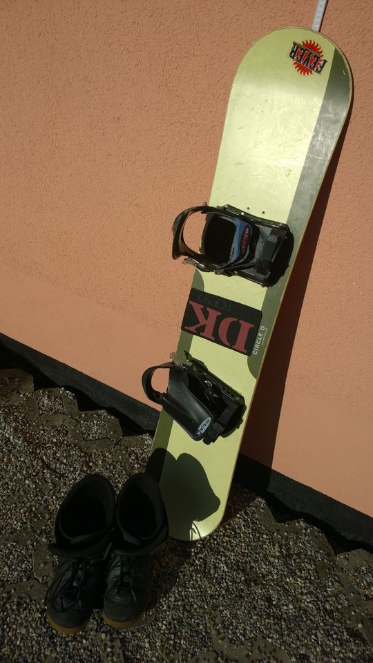 Snowboard Circle 0 + Boots Crazy Greek 42-43 in Hof (Saale)