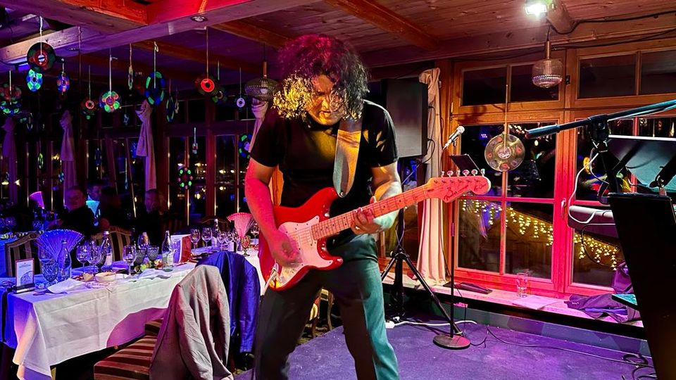 Floyd-Gitarrist/Sänger auf der Suche nach einem Tribute-Projekt in Burgebrach