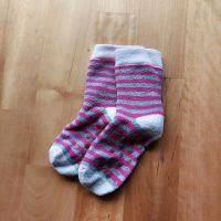 Rutschsocken rot / rosa, Größe ca. 19/20 Hessen - Groß-Umstadt Vorschau