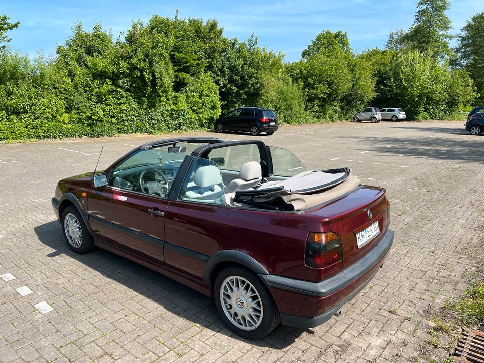 VW Golf 3 Cariolet in Hamburg