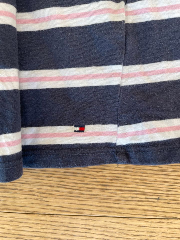 Tommy Hilfiger Kleid Gr. 152 blau in Regensburg